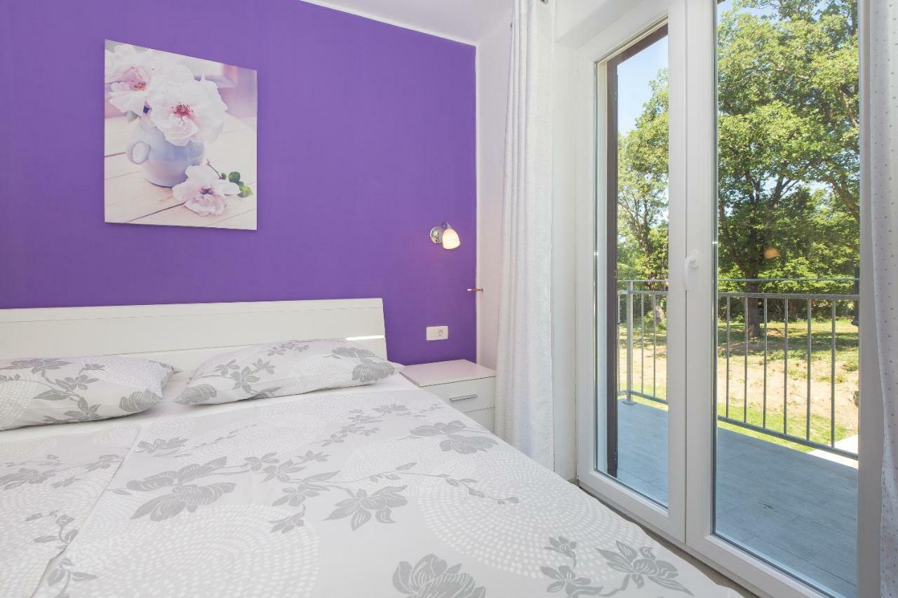 Rea Villa *