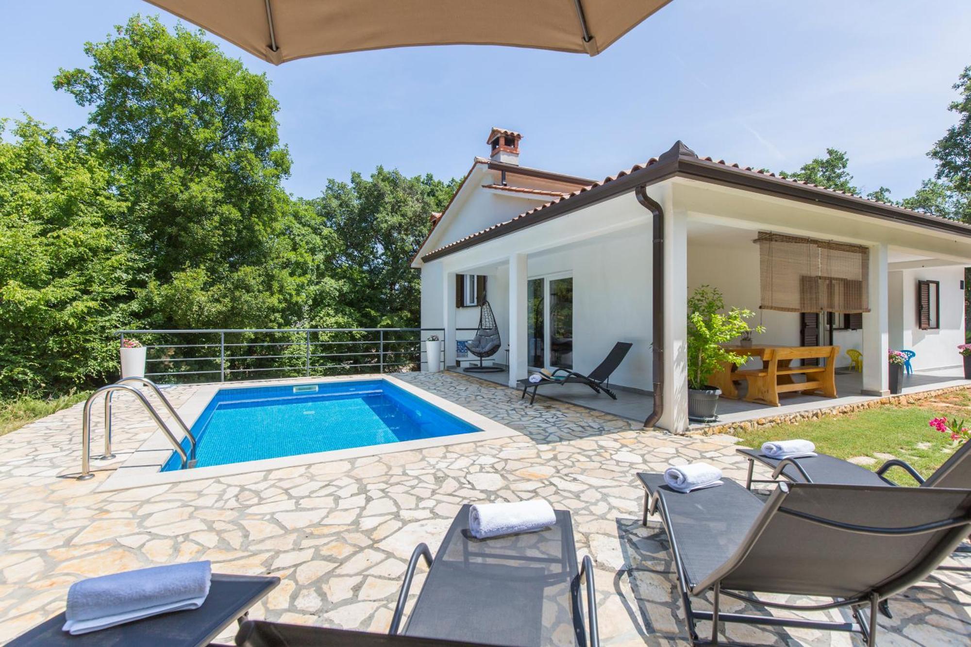 Rea Villa *